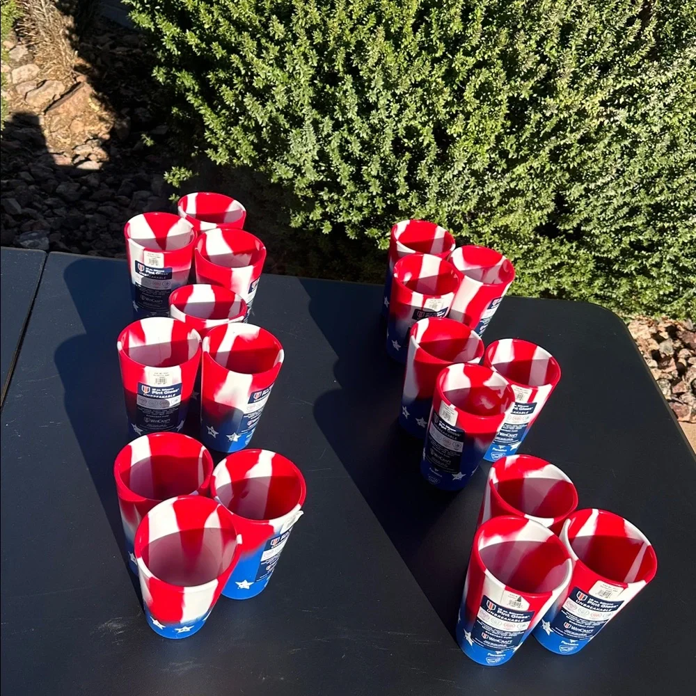Wincraft Fanatics Silipint 16oz silicone pint glass set of 18 counts-brand new
